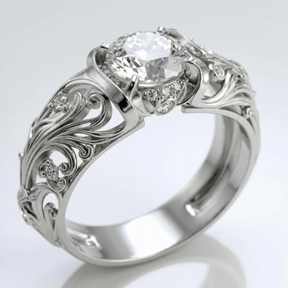 Anillo vintage de plata Rose & Oliver, con diseño elegante y detalles clásicos, destacándose por su acabado pulido y estilo sofisticado.