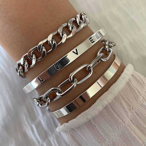 Armband-Set Elan Mercer aus Weißgold von Rose & Oliver, mit elegantem Design und verfeinerten Details.